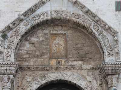 Le edicole votive di Bari Vecchia